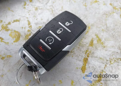 2020 Ram 1500 Big Horn 4X4 5'7 Box z USA, uszkodzony, nr VIN 1C6SRFFT1LN140639